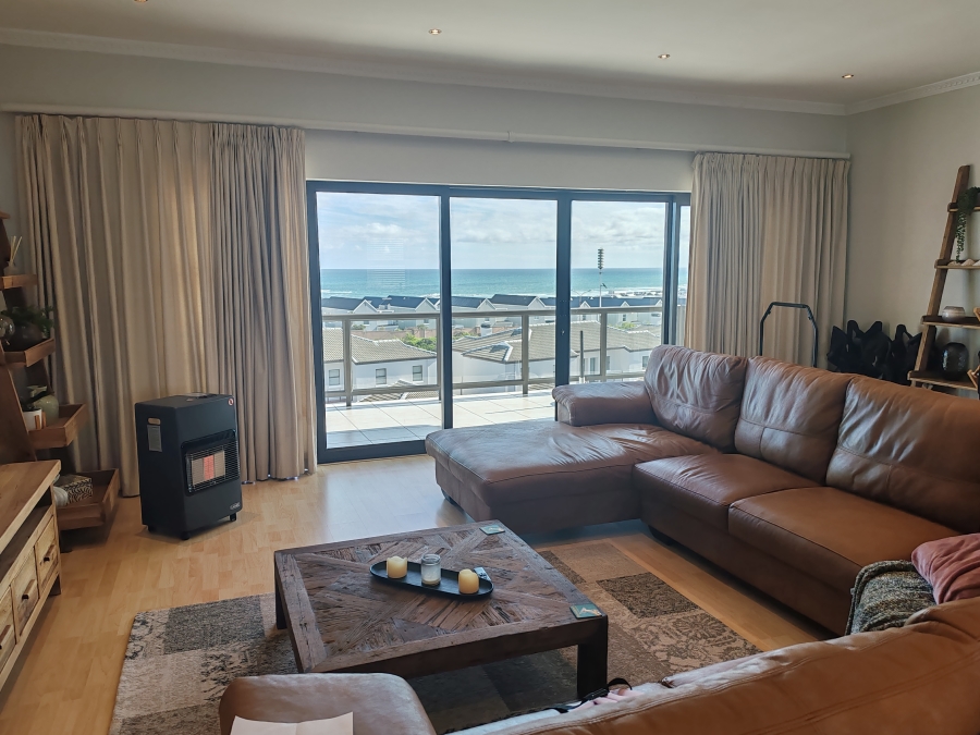 To Let 2 Bedroom Property for Rent in Big Bay Western Cape